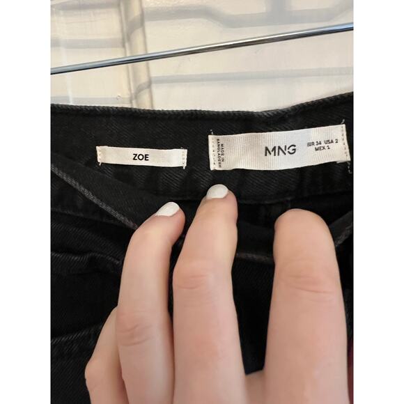 NEW Mango Women's 2 Black Jean Shorts Zoe High Waist Straight Fit Denim - Picture 8 of 13